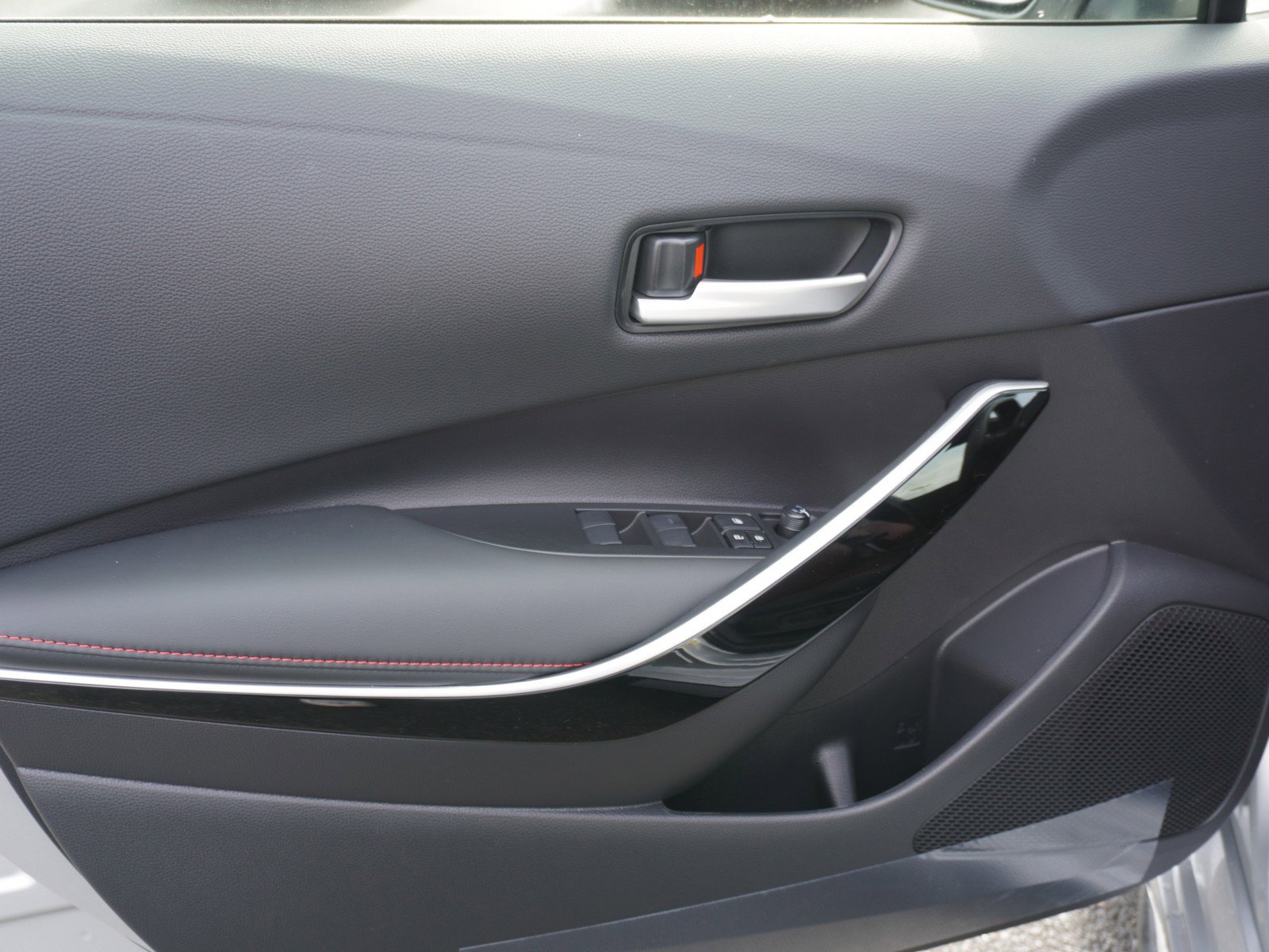 New 2026 Toyota Corolla XSE image 18