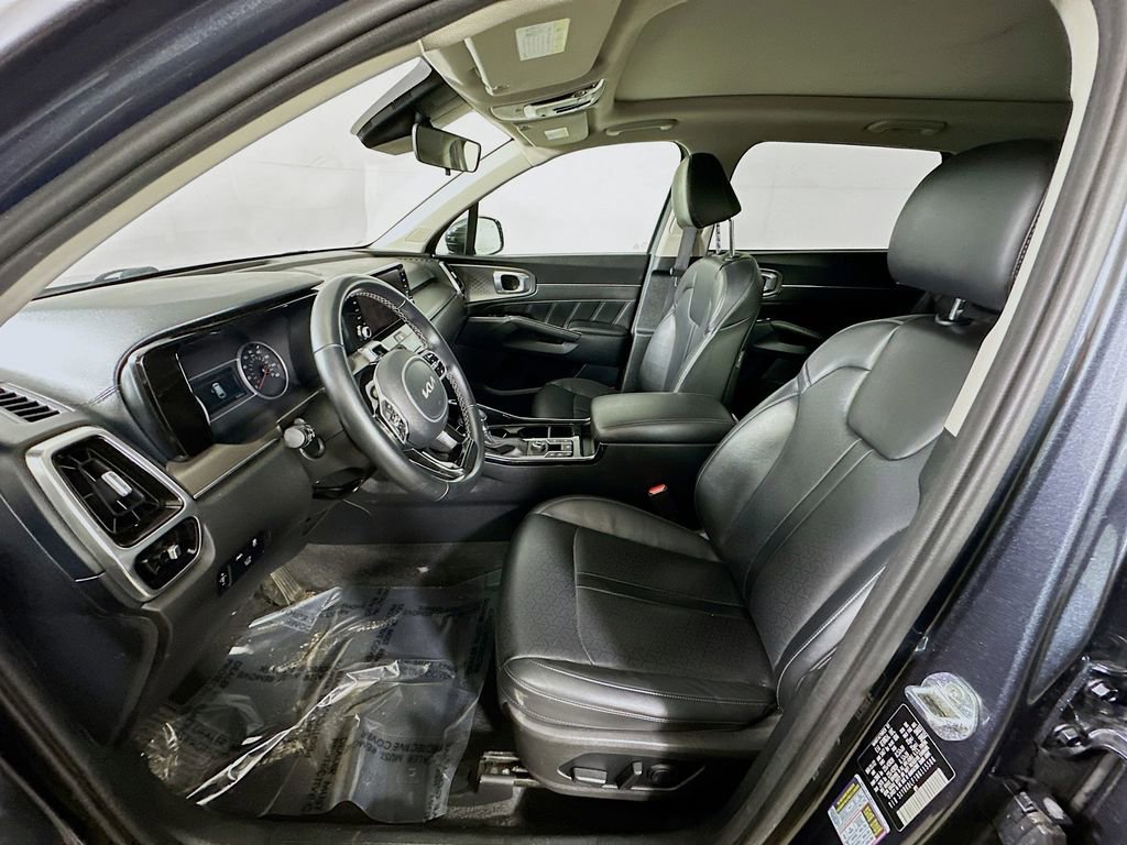 Used 2022 Kia Sorento SX image 16