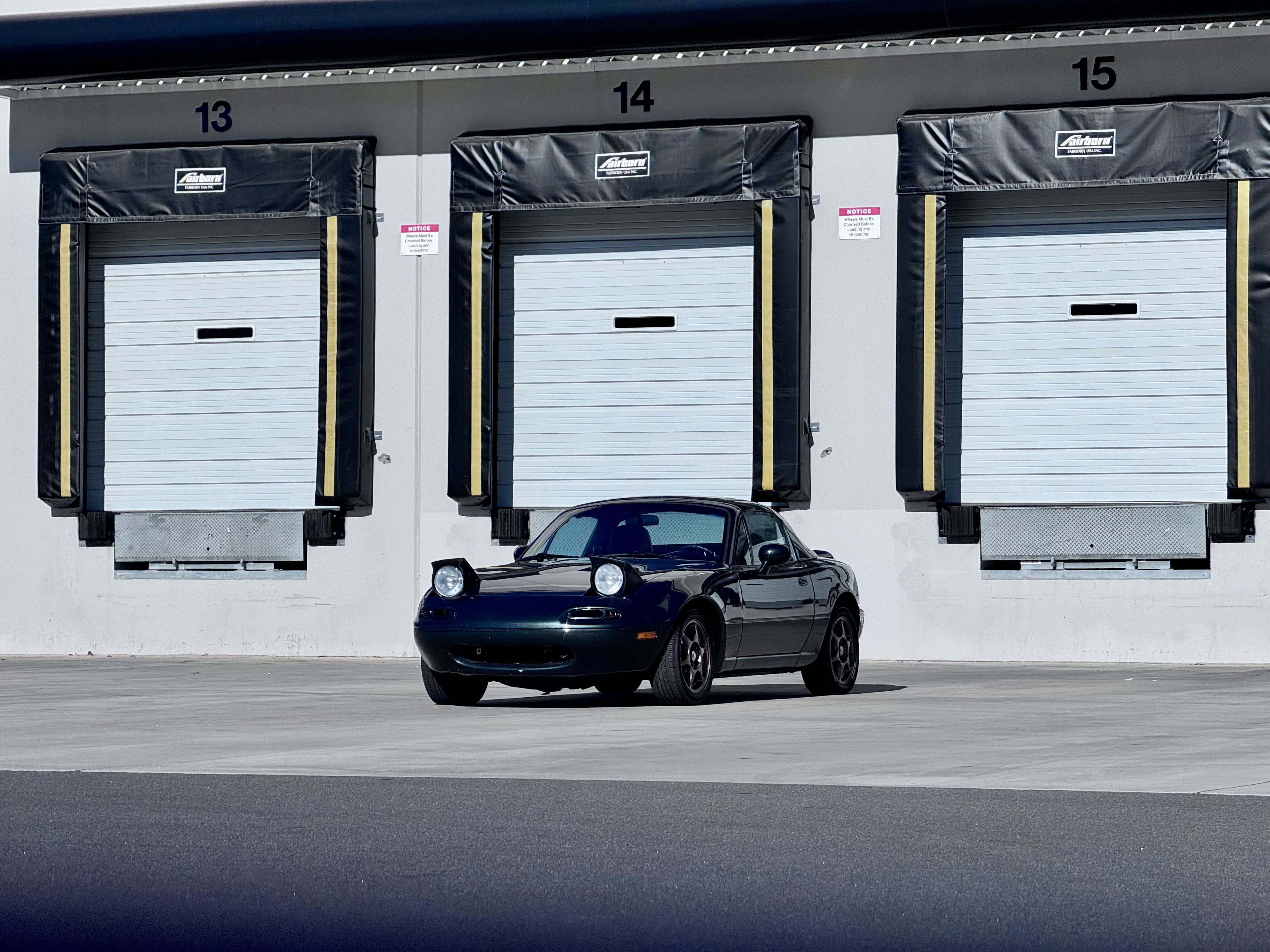 Used 1997 MAZDA MX-5 Miata image 10