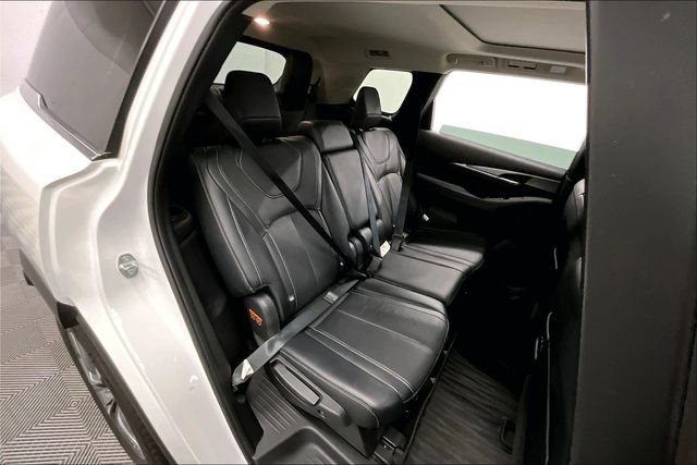 Used 2023 INFINITI QX60 Luxe AWD/4WD image 26