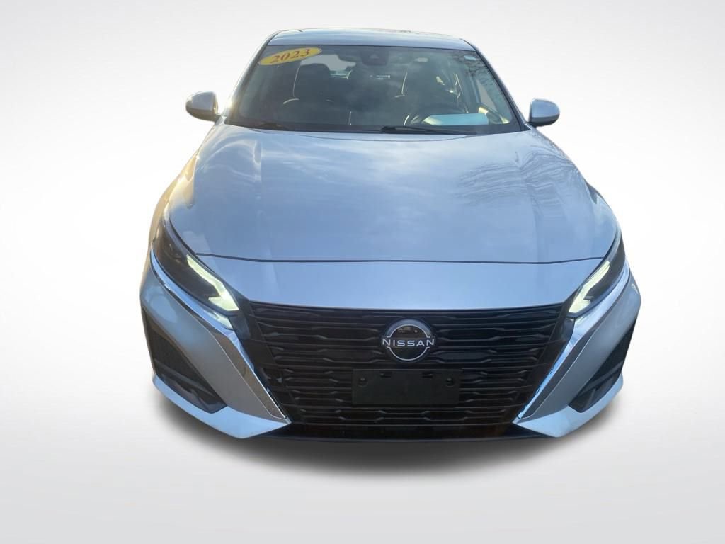 Used 2023 Nissan Altima 2.5 SV video 2