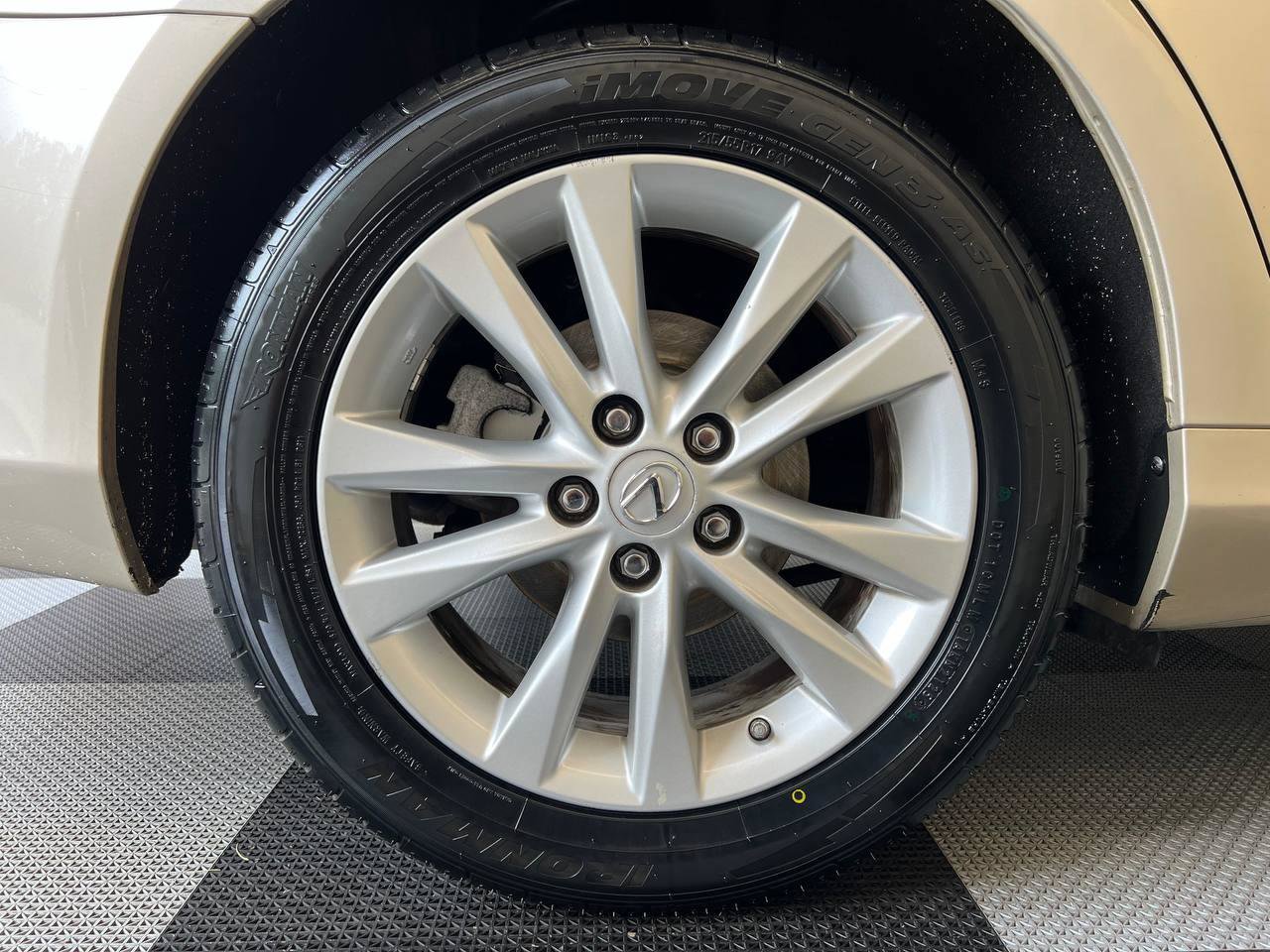 Used 2012 Lexus ES 350 image 28