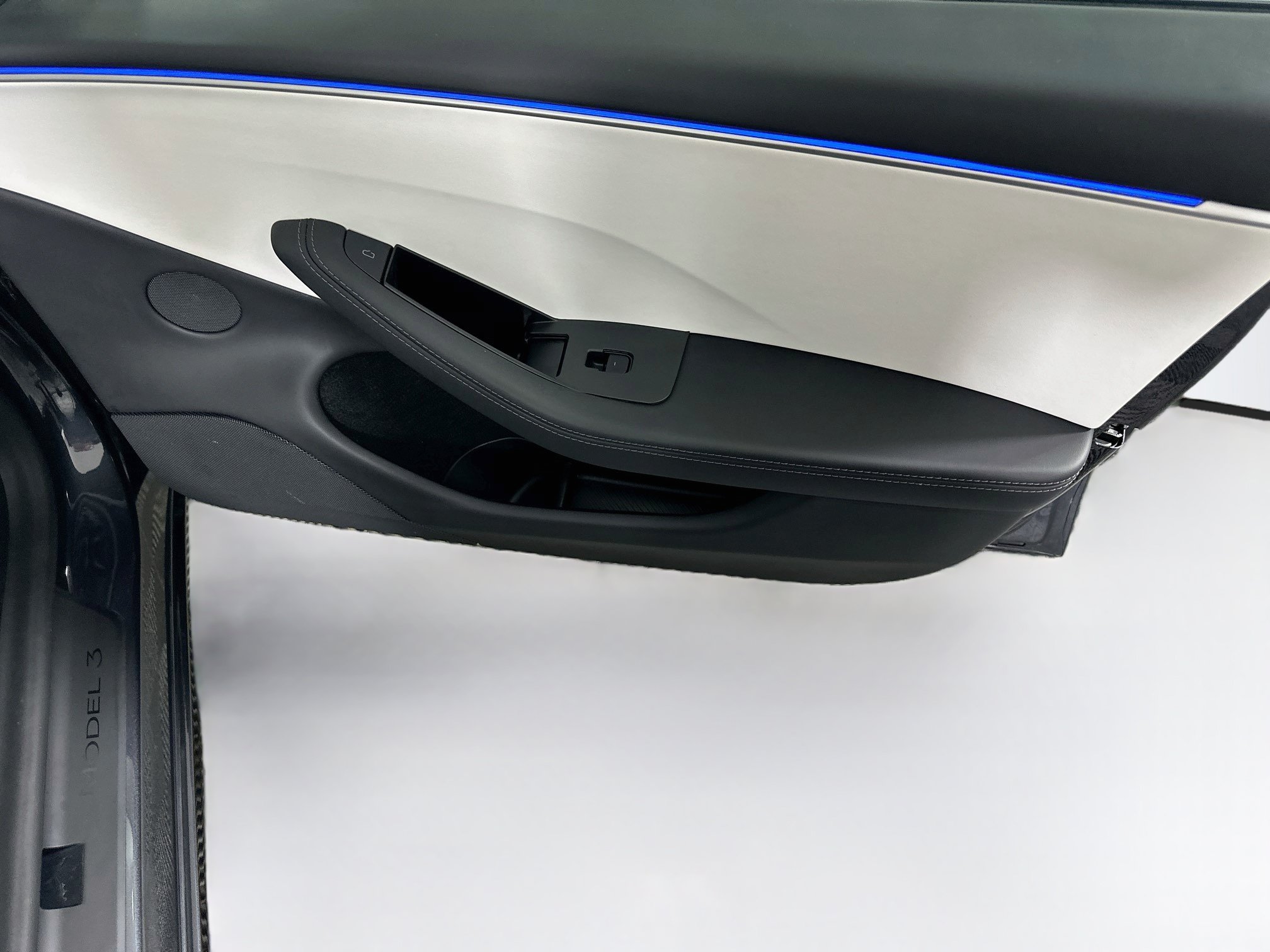 Used 2025 Tesla Model 3 Long Range AWD/4WD image 31