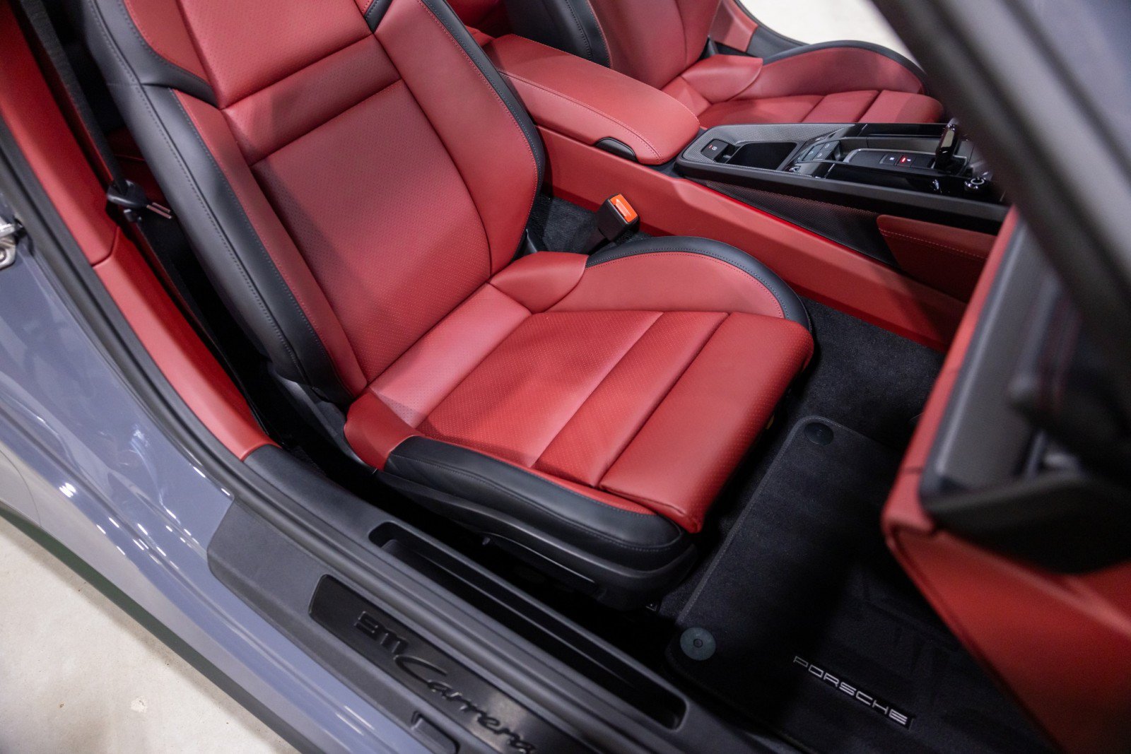 Used 2026 Porsche 911 GTS image 28