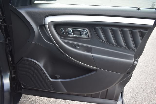 Used 2017 Ford Taurus SEL FWD image 36