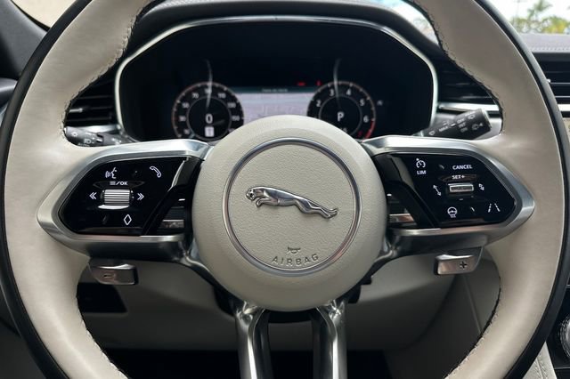 Certified 2024 Jaguar F-PACE R-Dynamic S AWD/4WD image 23