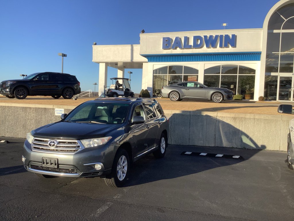 Used 2012 Toyota Highlander SE image 3