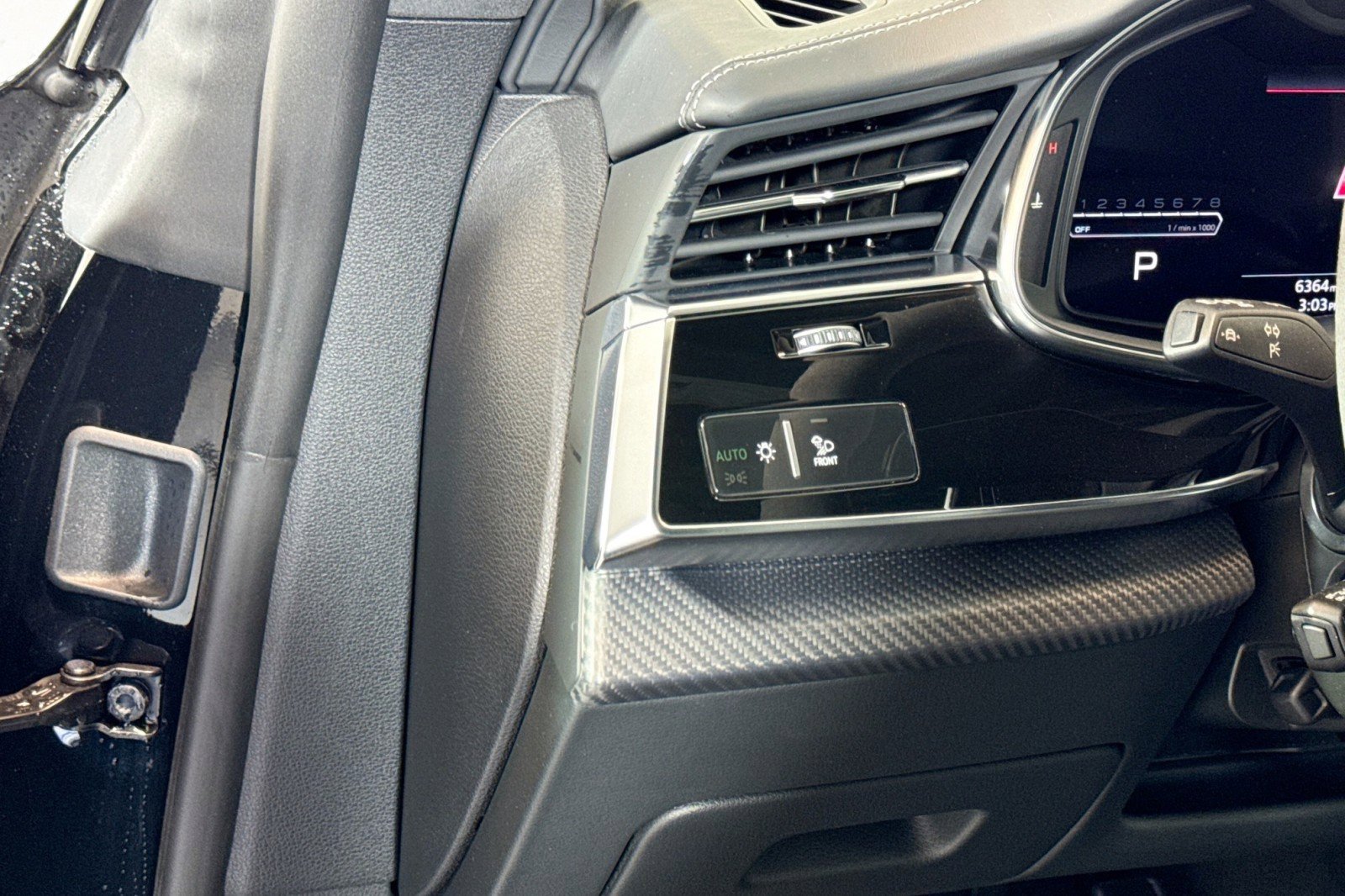 Used 2024 Audi RS Q8 image 10