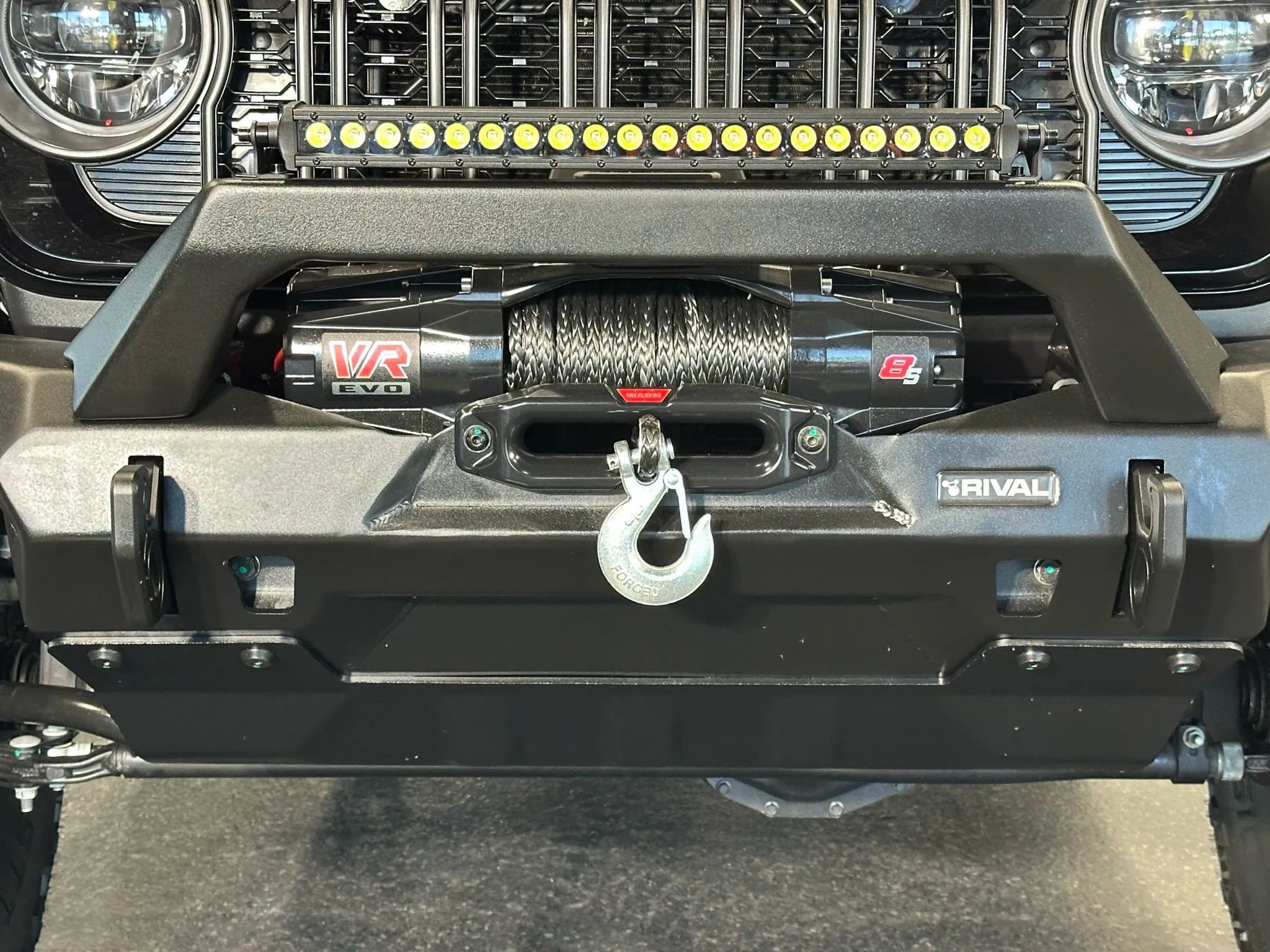 Used 2024 Jeep Wrangler Unlimited Rubicon image 4