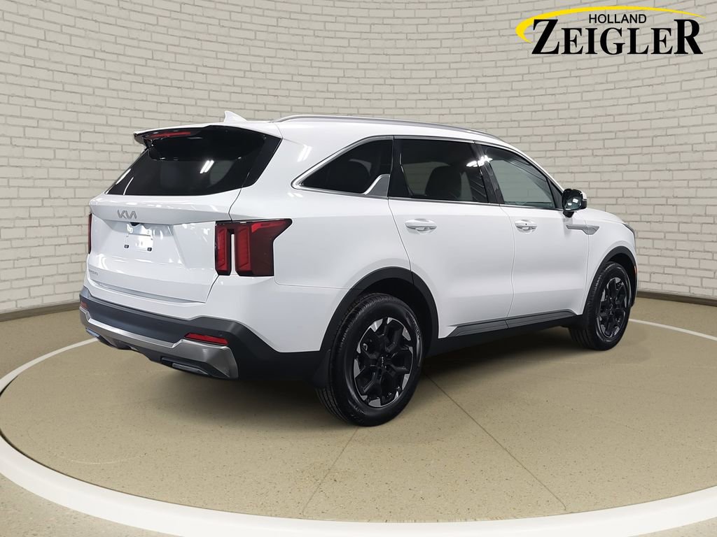 New 2026 Kia Sorento S w/ S Panoramic Sunroof Package FWD image 5