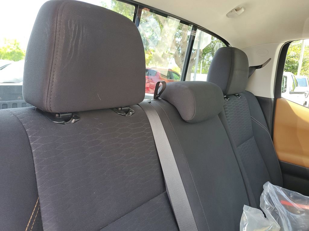 Used 2019 Toyota Tacoma SR5 RWD image 25
