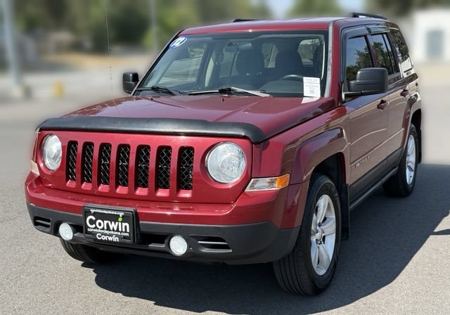 Used 2012 Jeep Patriot Latitude w/ Trailer Tow Prep Group AWD/4WD image 5