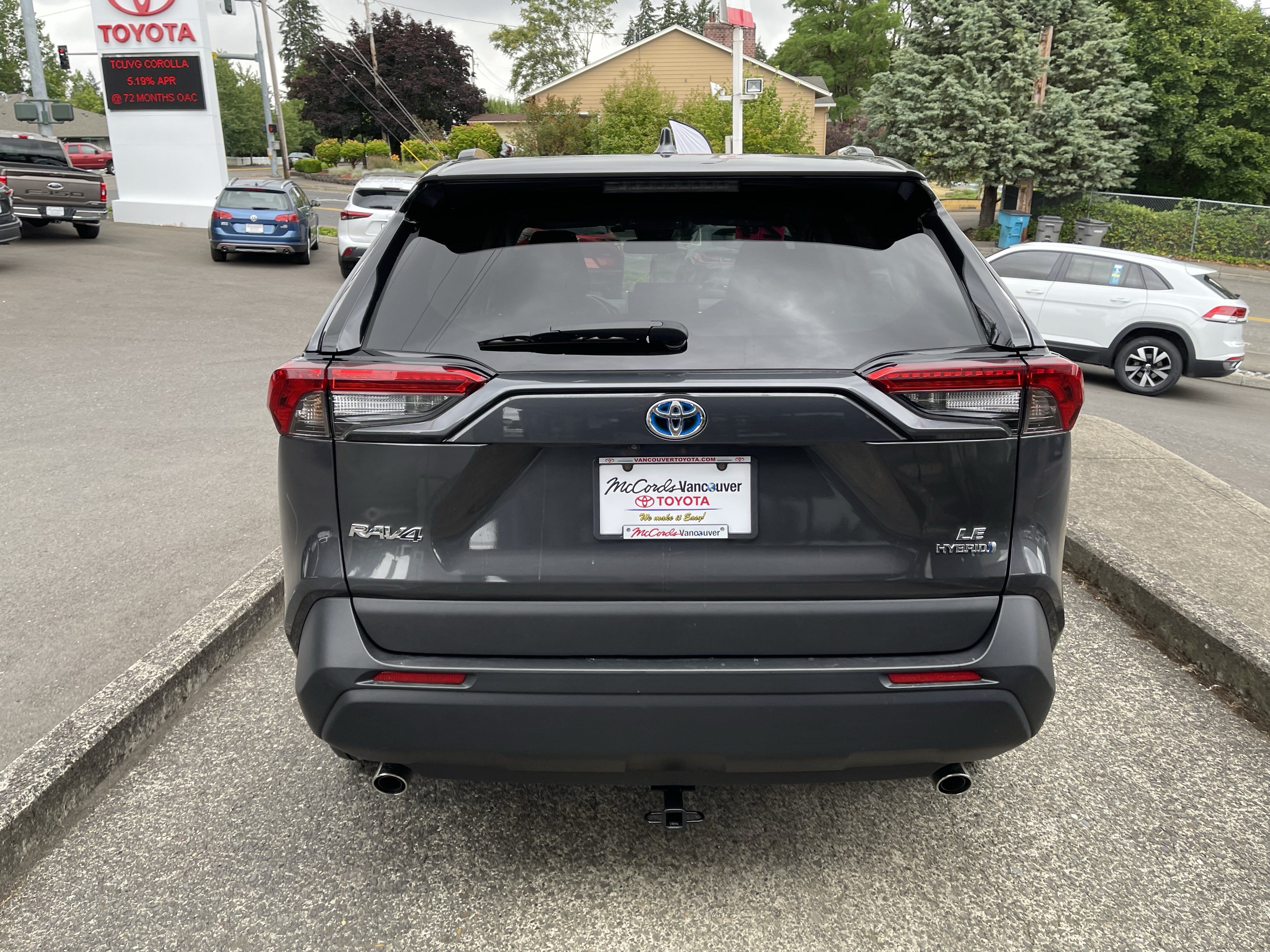 Certified 2024 Toyota RAV4 LE AWD/4WD image 6