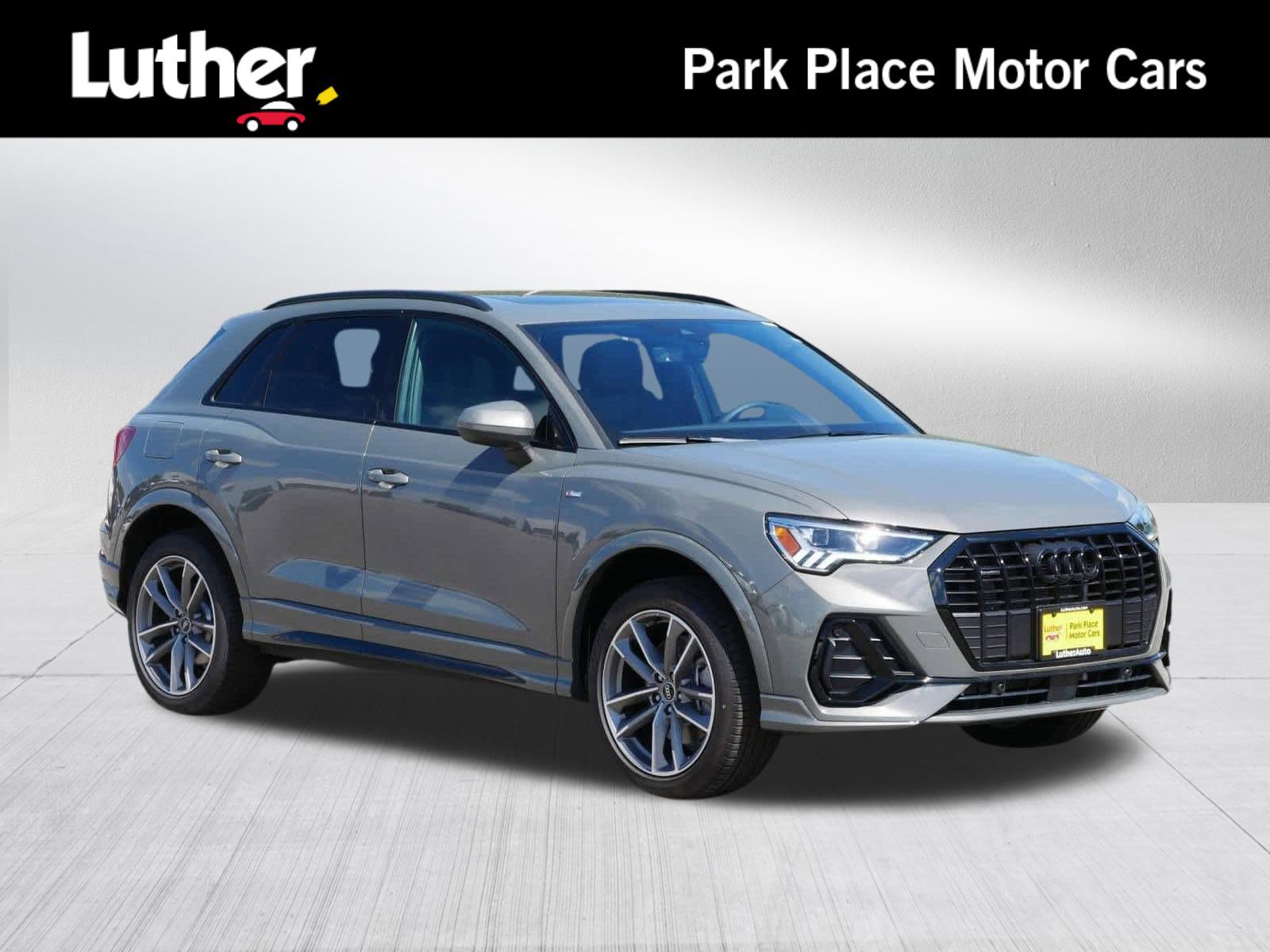 Used 2025 Audi Q3 2.0T Premium w/ Convenience Package AWD/4WD image 1