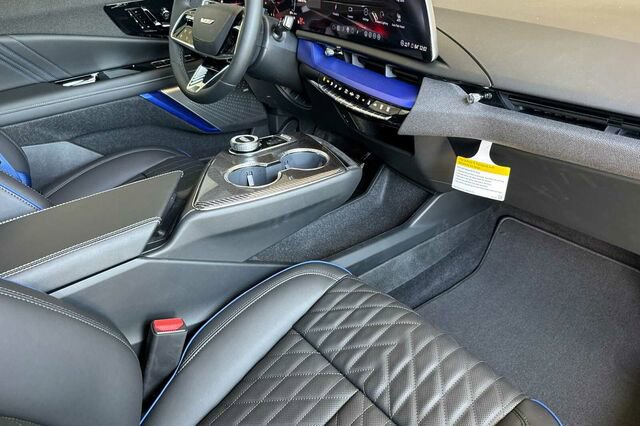 New 2026 Cadillac Optiq V w/ Magnus Launch Edition AWD/4WD image 16
