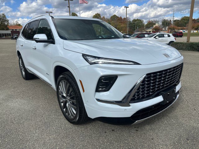 New 2026 Buick Enclave Avenir image 11