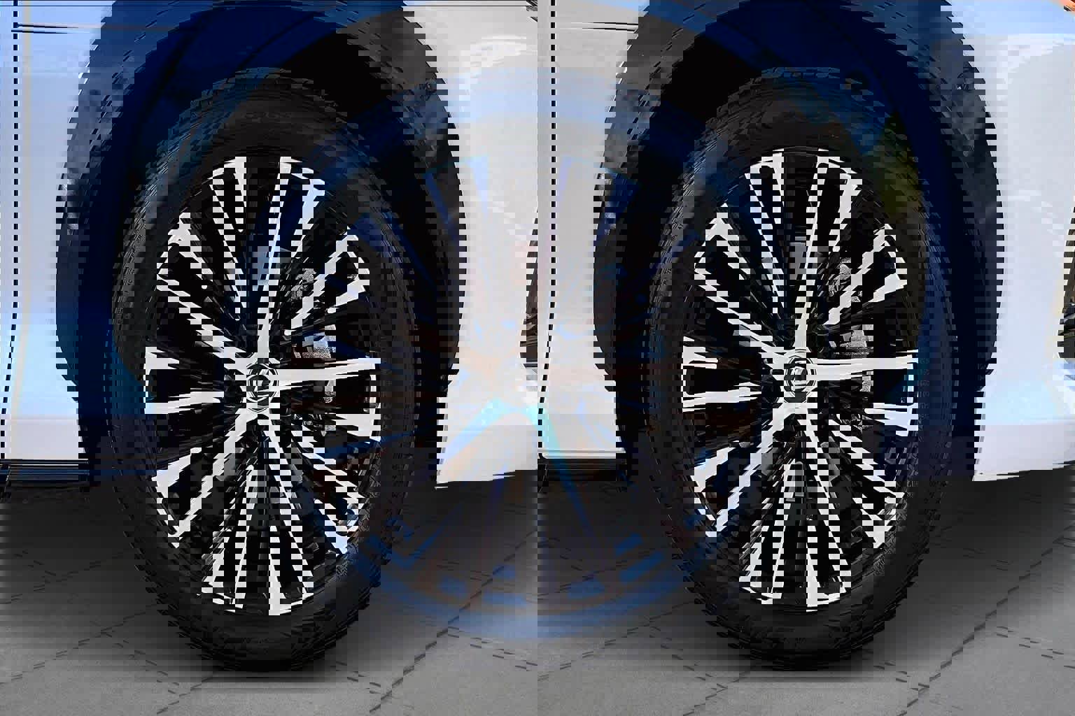 Used 2023 Lexus RZ 450e Premium w/ Cold Area Package image 10