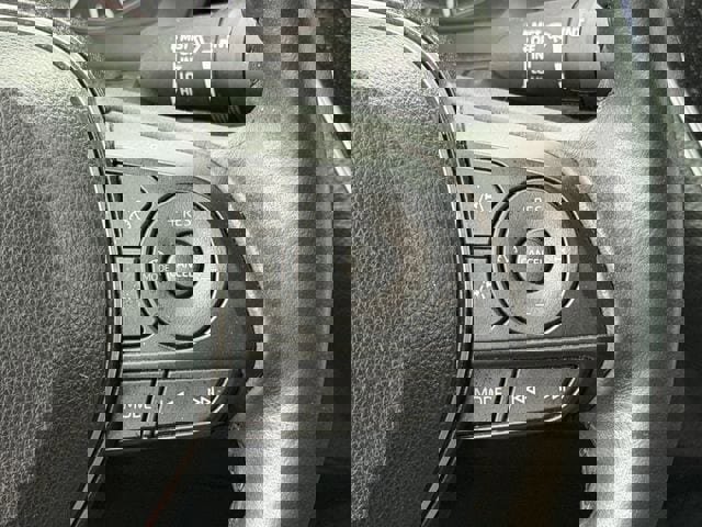 Used 2025 Toyota Corolla SE image 15