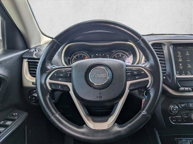 Used 2016 Jeep Cherokee Latitude image 13