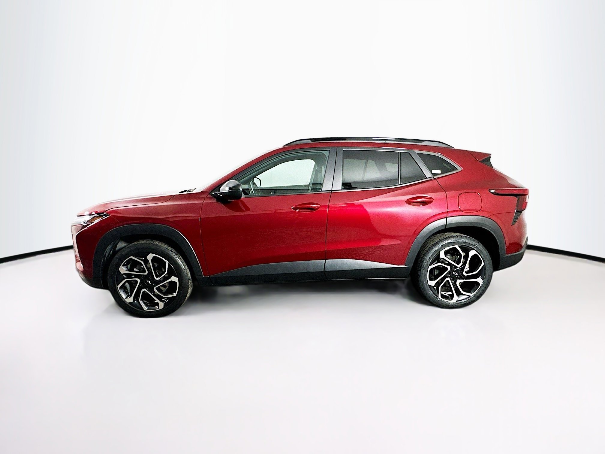 Used 2024 Chevrolet Trax RS w/ Sunroof Package image 4