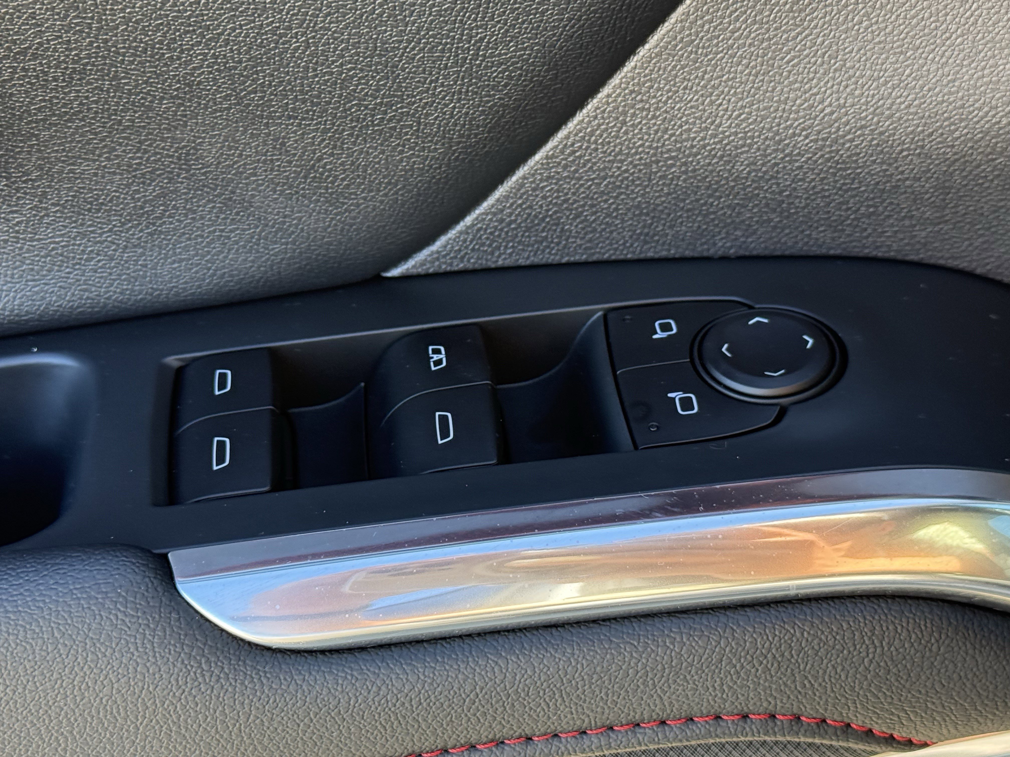 Used 2025 Chevrolet Traverse Z71 w/ Enhanced Driving Package image 26