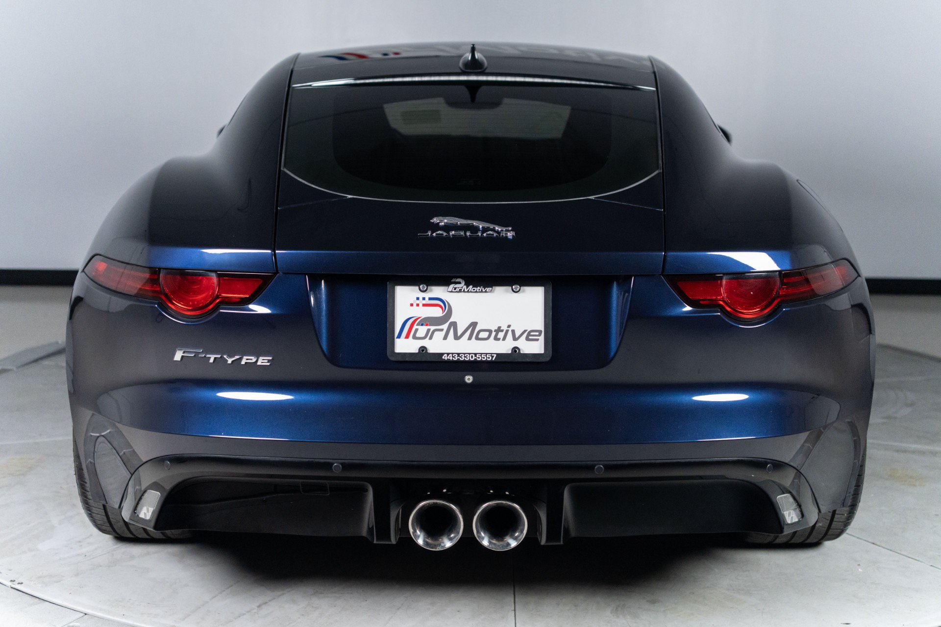 Used 2018 Jaguar F-TYPE Coupe RWD image 16