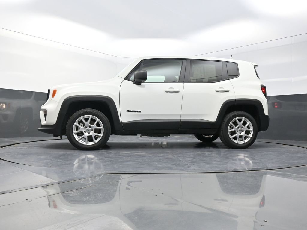 Used 2023 Jeep Renegade Latitude image 26
