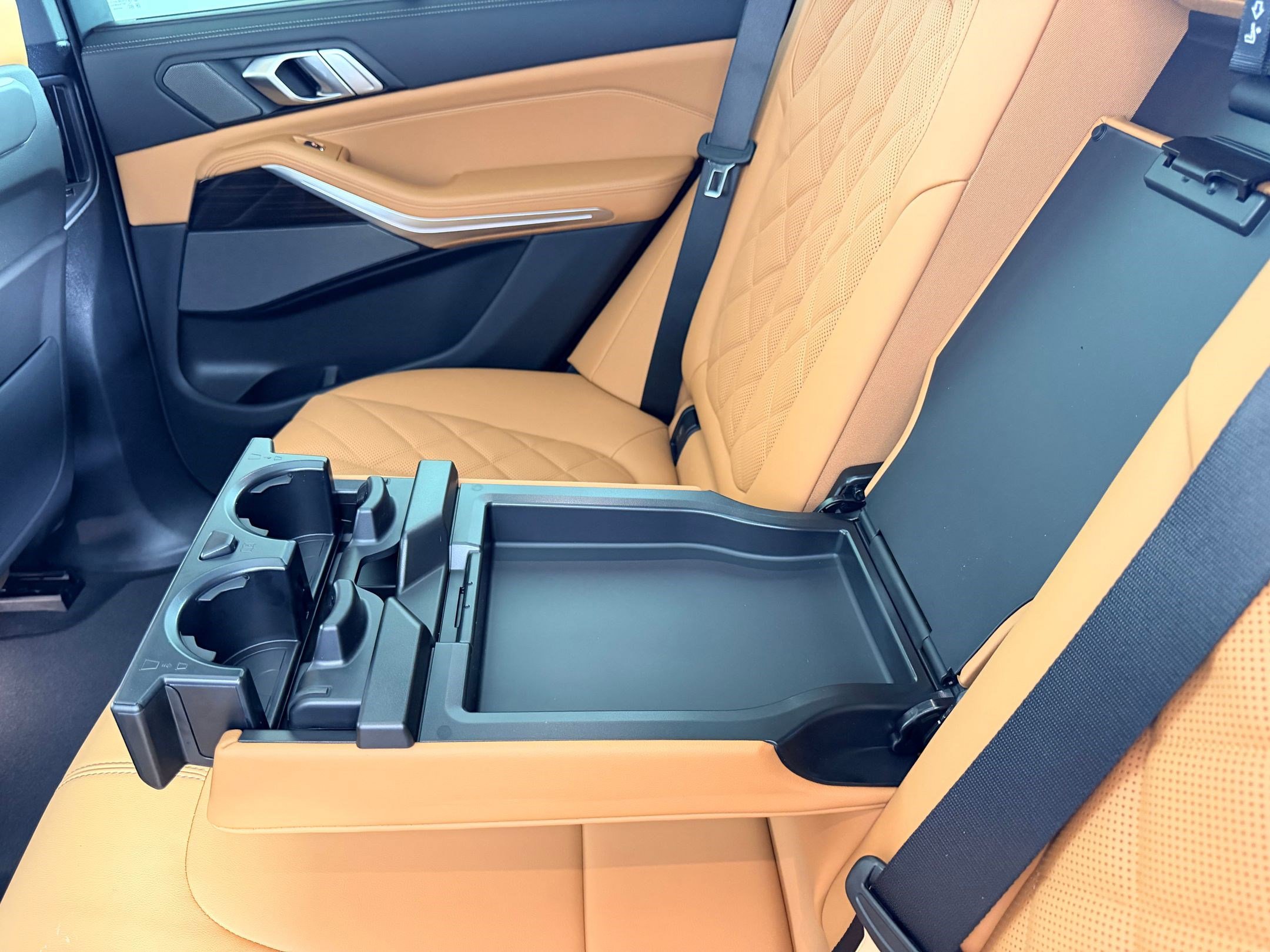 New 2026 BMW X5 xDrive40i w/ M Sport Package AWD/4WD image 21