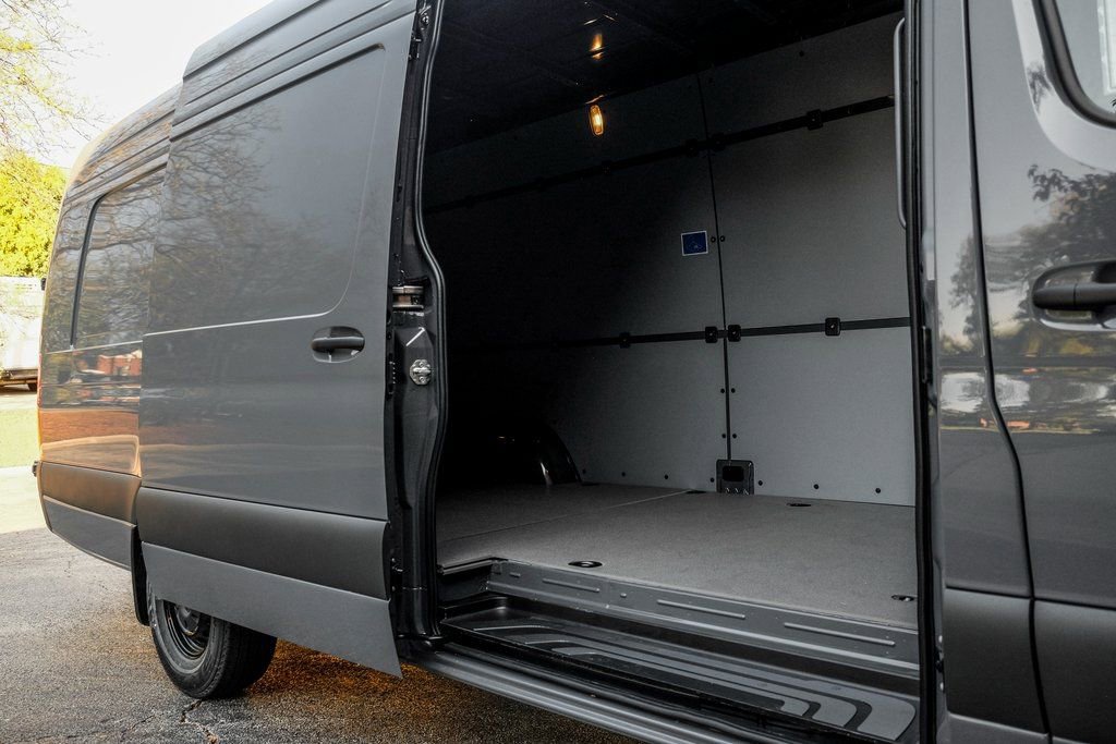 New 2026 Mercedes-Benz Sprinter 2500 image 10