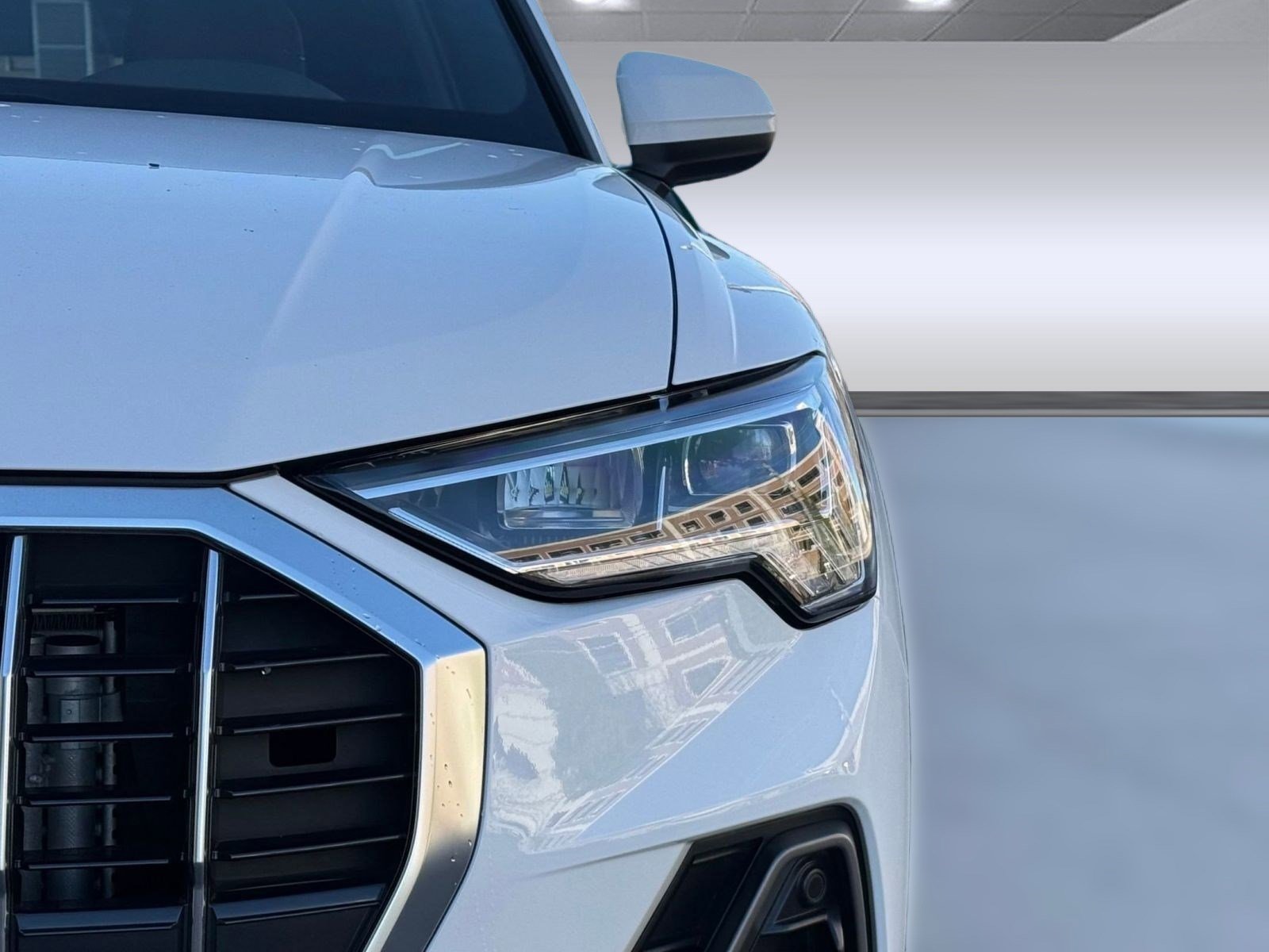 Used 2024 Audi Q3 2.0T Premium Plus w/ Premium Plus Package image 11