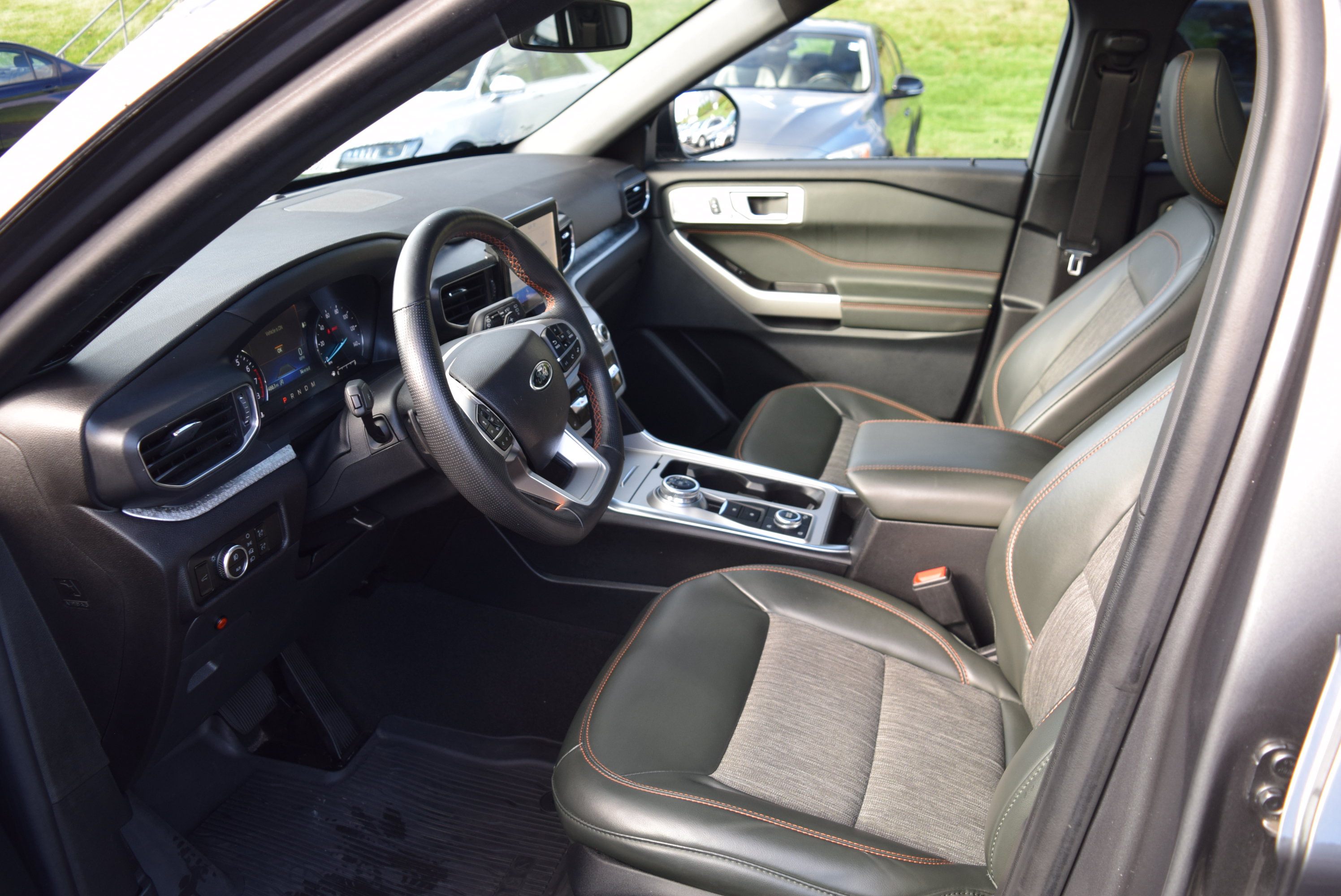 Used 2023 Ford Explorer Timberline w/ Timberline Technology Package AWD/4WD image 12