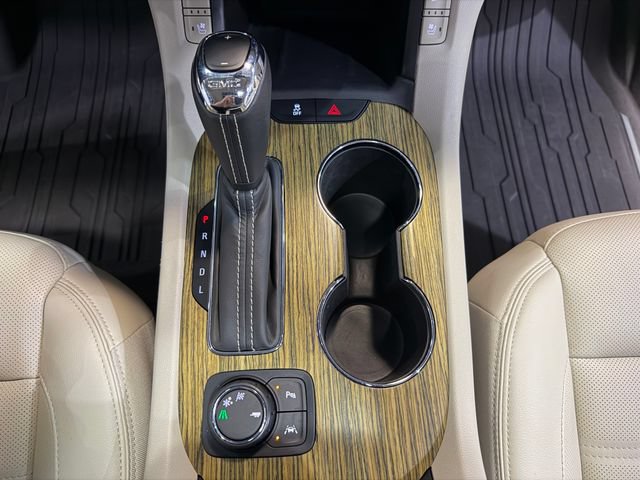 Used 2019 GMC Acadia Denali w/ Technology Package FWD image 22