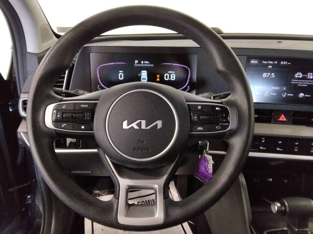 Used 2024 Kia Sportage LX image 12