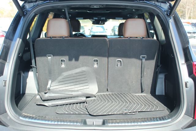 Used 2022 Kia Telluride SX w/ SX Prestige Package image 8