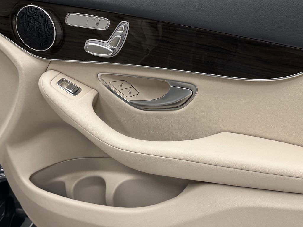 Certified 2022 Mercedes-Benz GLC 300 image 15