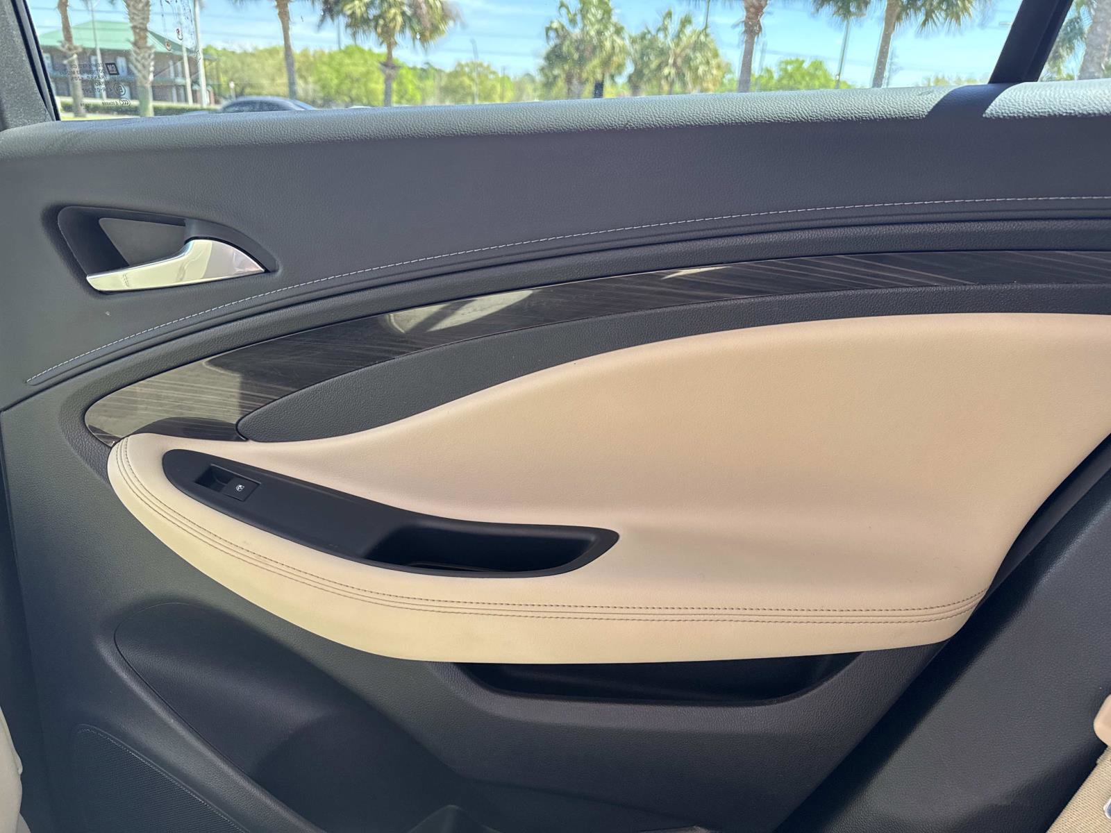 Used 2020 Buick Envision Preferred image 14