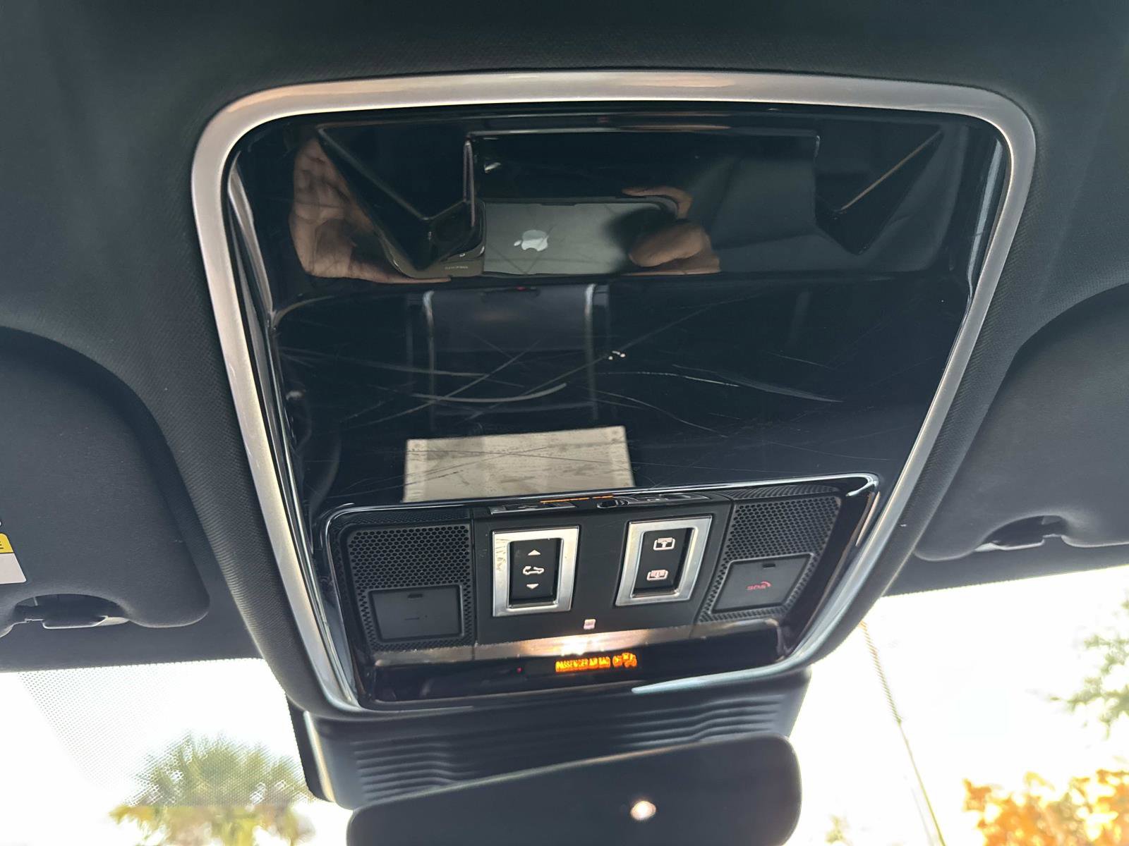 Used 2024 Land Rover Range Rover Velar Dynamic SE image 28