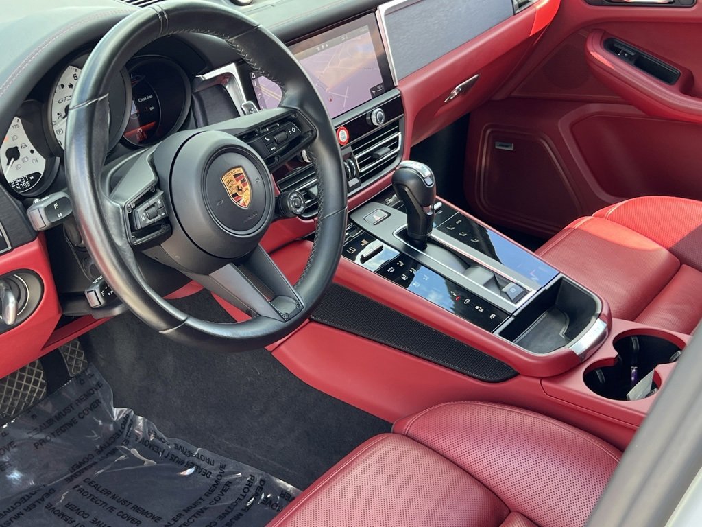 Used 2022 Porsche Macan GTS w/ Premium Package Plus image 12