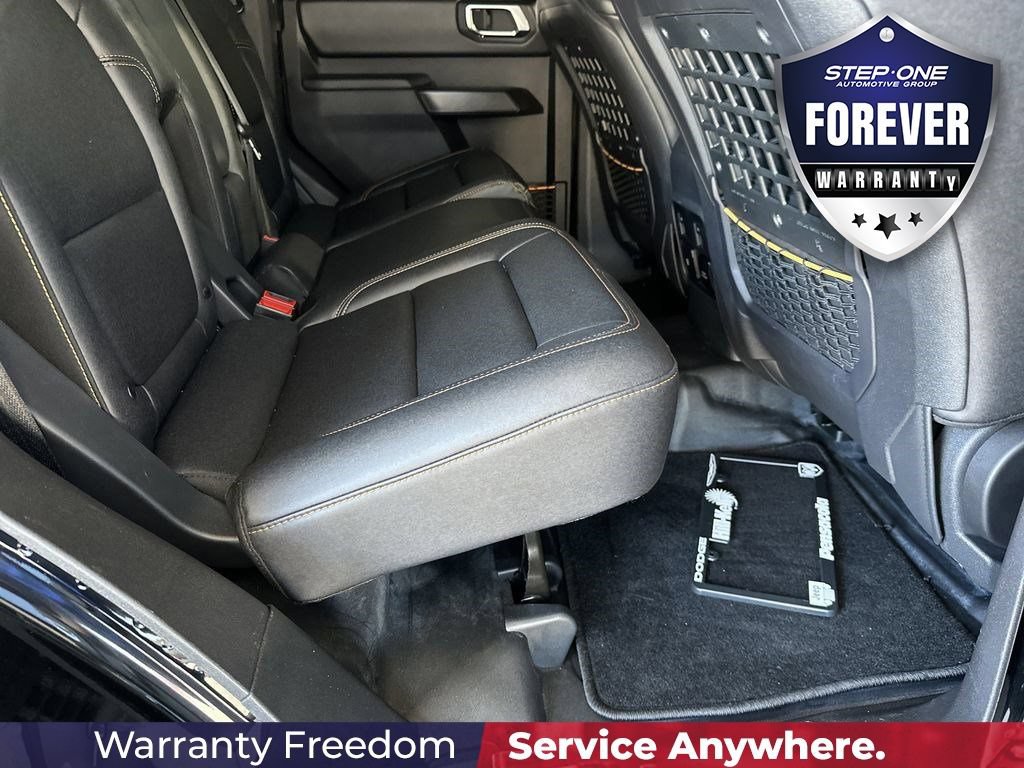 Used 2024 Ford Bronco Badlands w/ Sasquatch Package AWD/4WD image 32