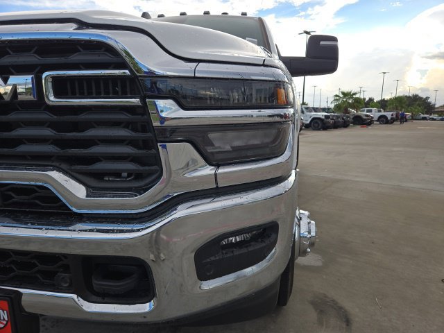 New 2027 RAM 3500 Tradesman AWD/4WD image 3