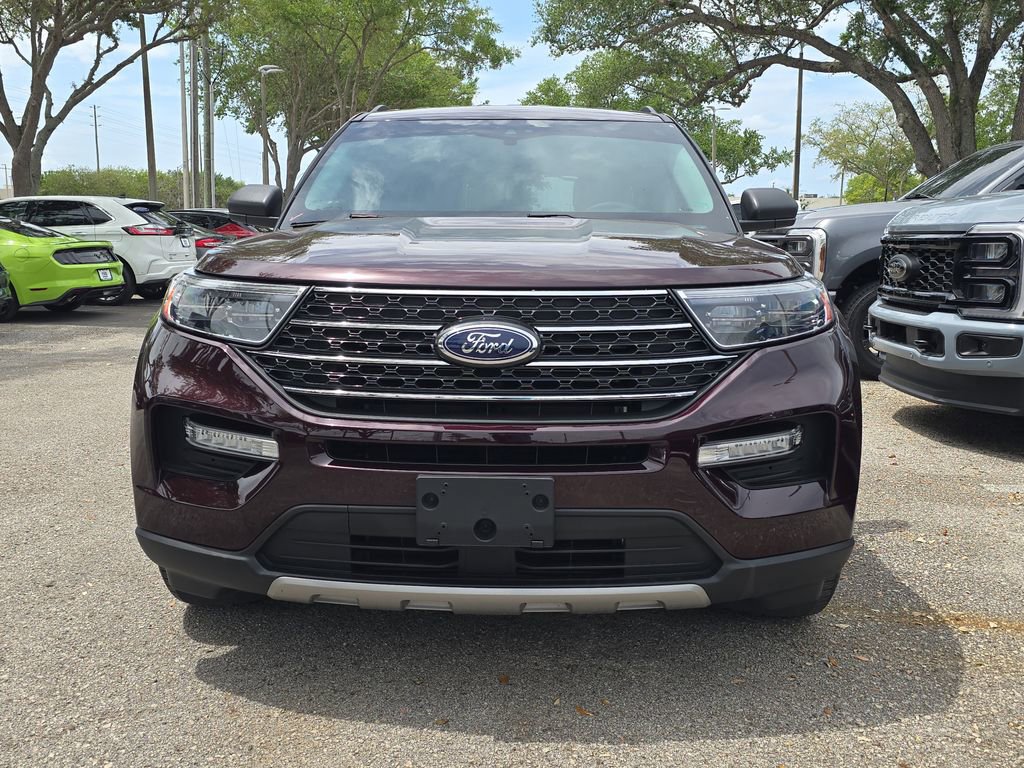 Certified 2022 Ford Explorer XLT w/ Equipment Group 202A image 2