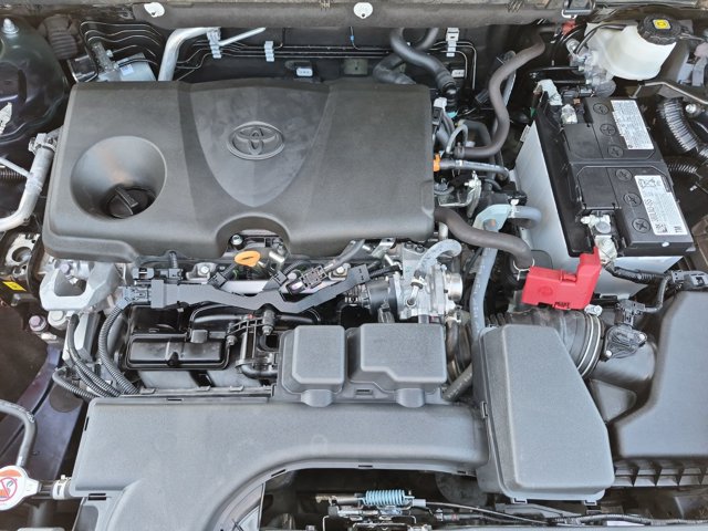 Used 2024 Toyota RAV4 XLE FWD image 22