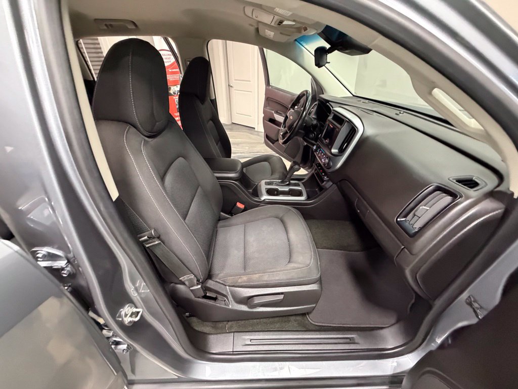 Used 2018 Chevrolet Colorado LT w/ LT Convenience Package AWD/4WD image 43