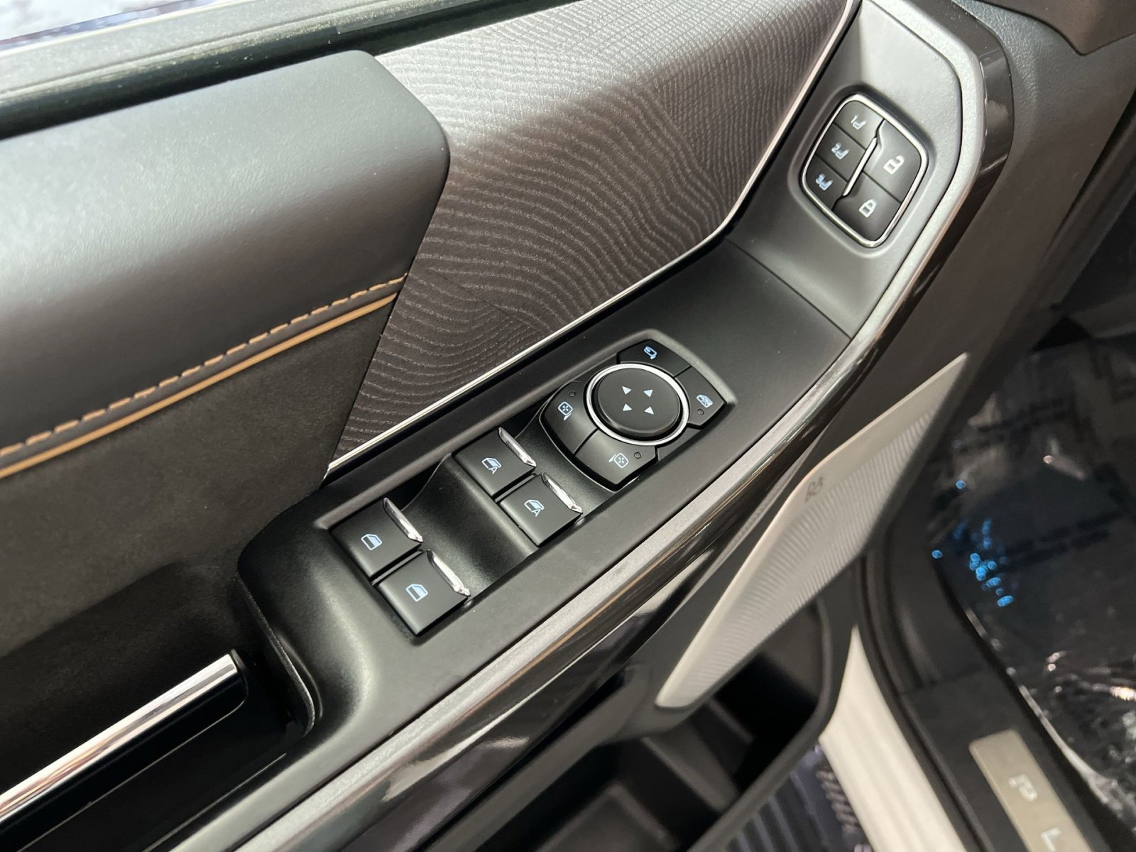 Used 2021 Ford F150 Platinum w/ Equipment Group 701A High image 15
