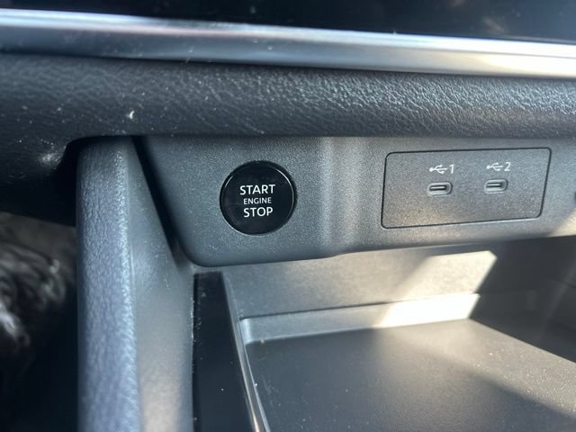 Used 2024 Nissan Rogue S AWD/4WD image 39
