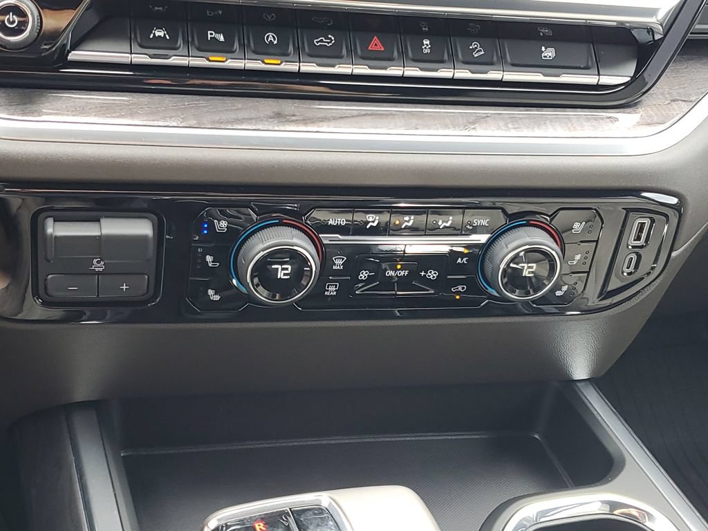 Used 2026 Chevrolet Silverado 1500 LTZ AWD/4WD image 18