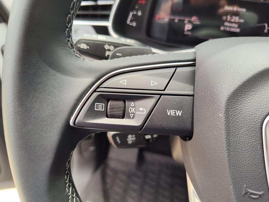 Used 2025 Audi Q7 2.0T Premium w/ Convenience Package AWD/4WD image 27