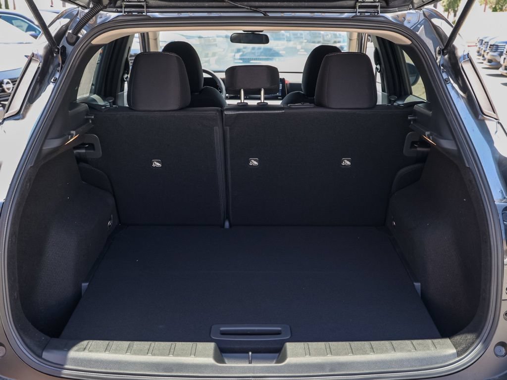 New 2026 Nissan Kicks SV w/ Cold Weather Package FWD image 46