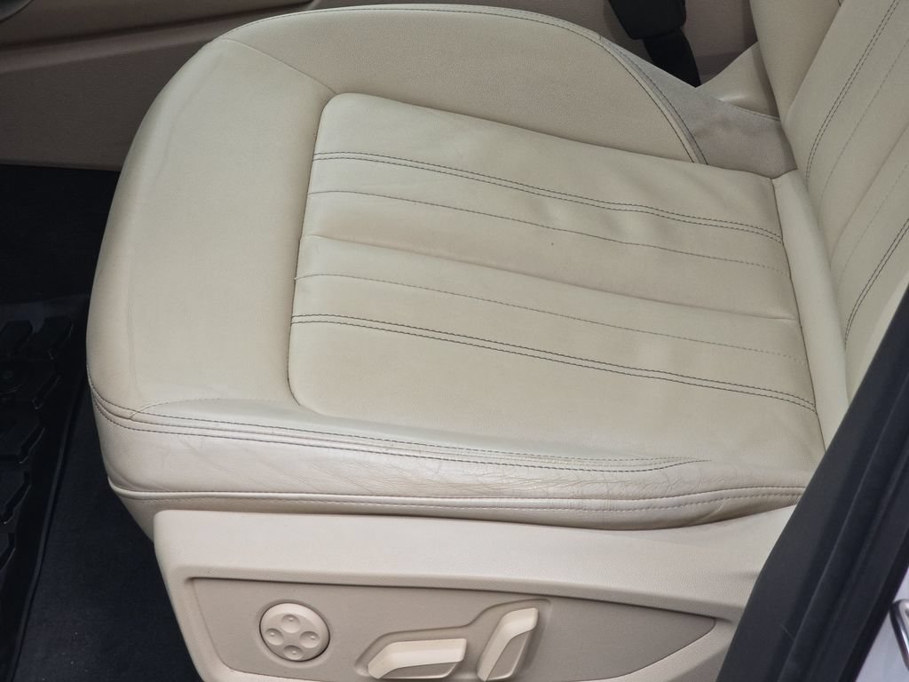 Used 2021 Audi Q5 2.0T Premium Plus AWD/4WD image 31
