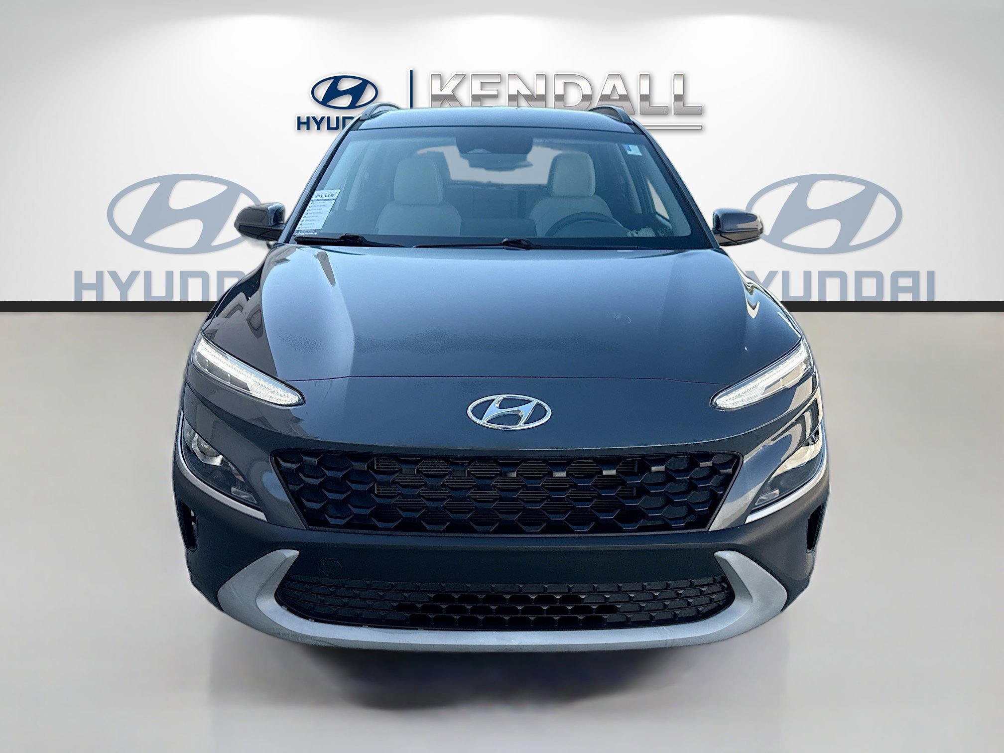 Used 2023 Hyundai Kona SEL image 2